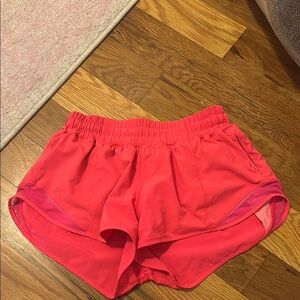 Lululemon Athletica hotter hot shorts